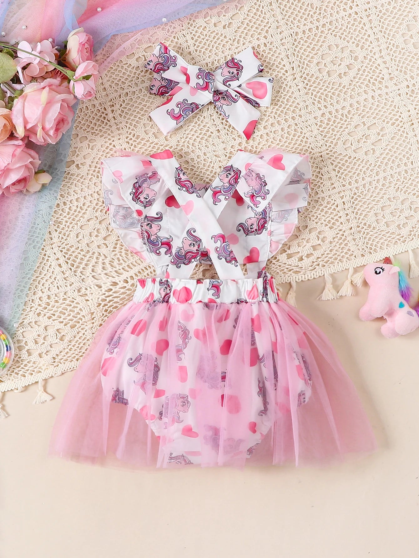    Bebé niña lindo casual amor impreso empalme correa de malla mono triangular (incluido accesorios para el cabello) verano
