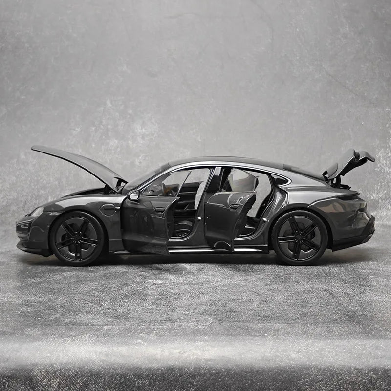 NOREV Escala 1/18 Taycan Turbo S (2024) – Coche deportivo totalmente eléctrico, modelo de aleación, colección de regalos navideños, modelo de coche clásico fundido a presión