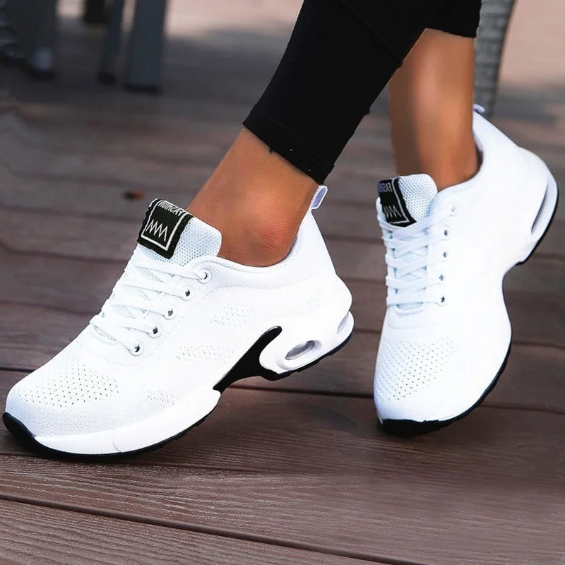 Zapatillas de deporte informales con plataforma para mujer, zapatos de malla transpirables para correr, Tenis deportivos gruesos de verano, zapatos vulcanizados de lujo 2024
