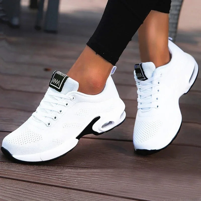 Zapatillas de deporte informales con plataforma para mujer, zapatos de malla transpirables para correr, Tenis deportivos gruesos de verano, zapatos vulcanizados de lujo 2024