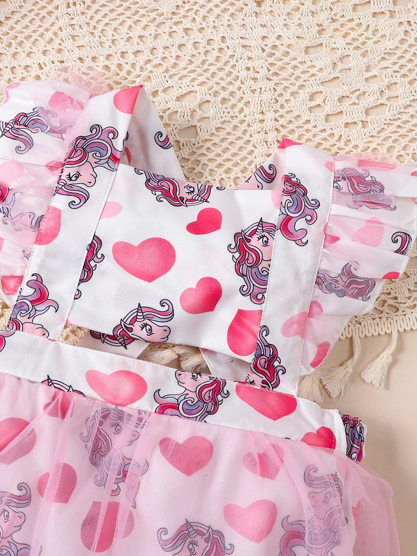    Bebé niña lindo casual amor impreso empalme correa de malla mono triangular (incluido accesorios para el cabello) verano