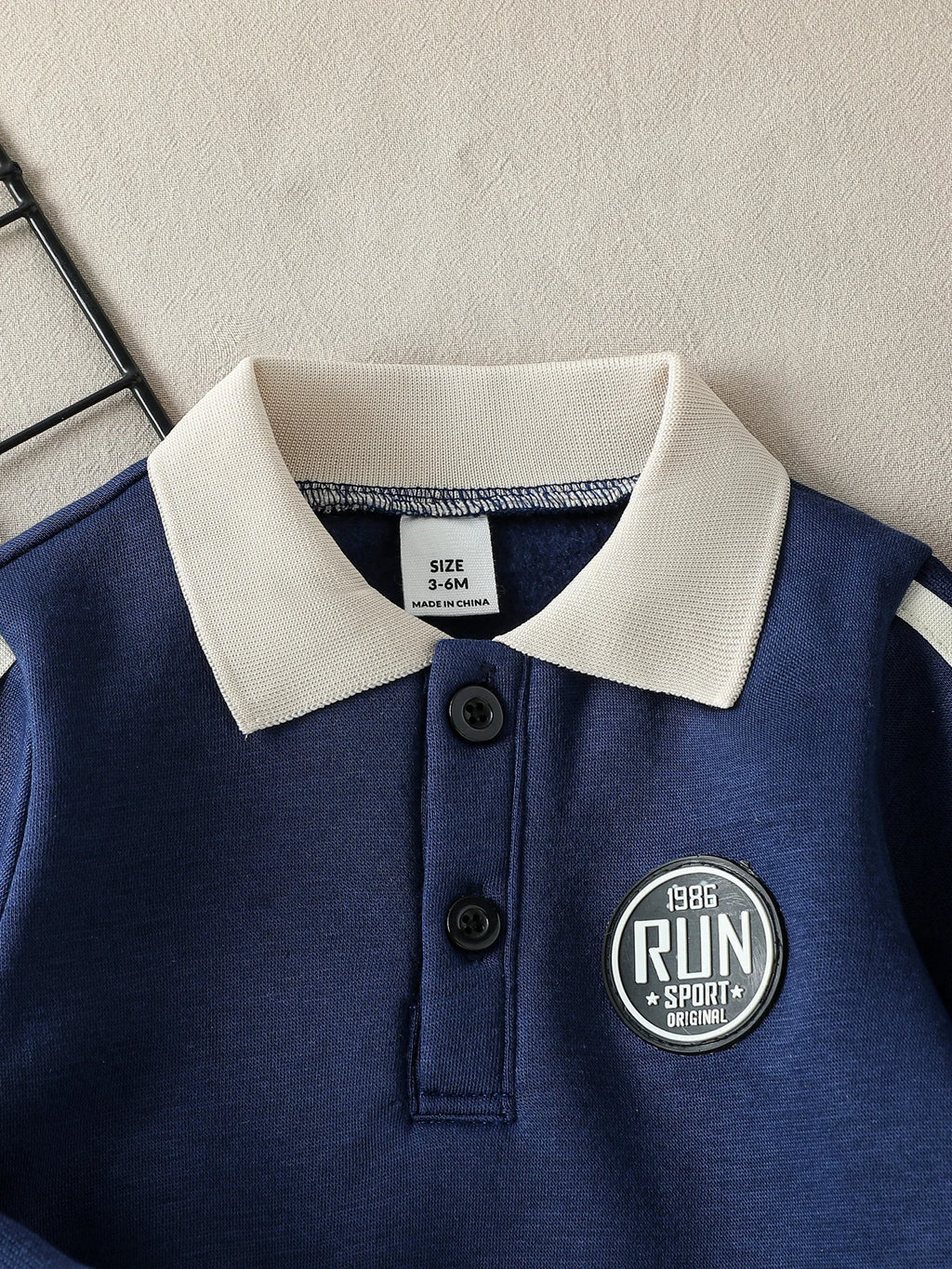 2 uds 2025 nuevo estilo Otoño Invierno bebés sudadera de manga larga y pantalón traje deportivo Casual conjunto de ropa de moda occidental para 1-3 años