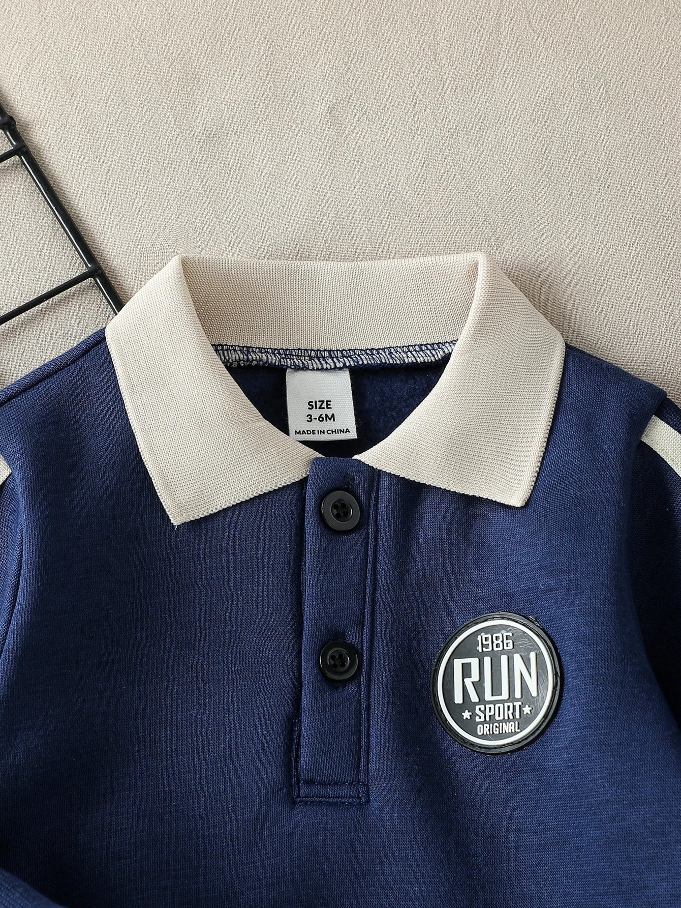 2 uds 2025 nuevo estilo Otoño Invierno bebés sudadera de manga larga y pantalón traje deportivo Casual conjunto de ropa de moda occidental para 1-3 años