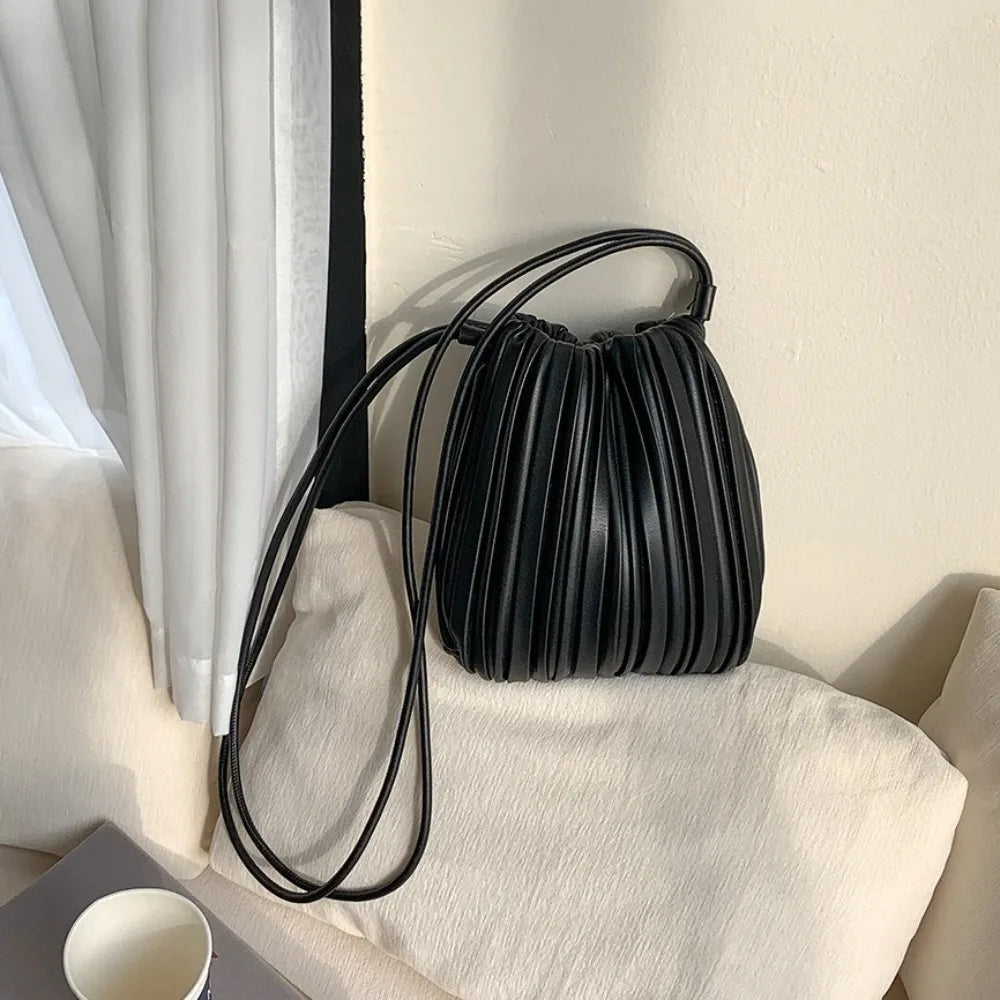 Nuevo bolso cruzado de cuero PU, bolso de hombro con bolsillo interior de uso versátil, Mini monedero elegante para mujeres y niñas