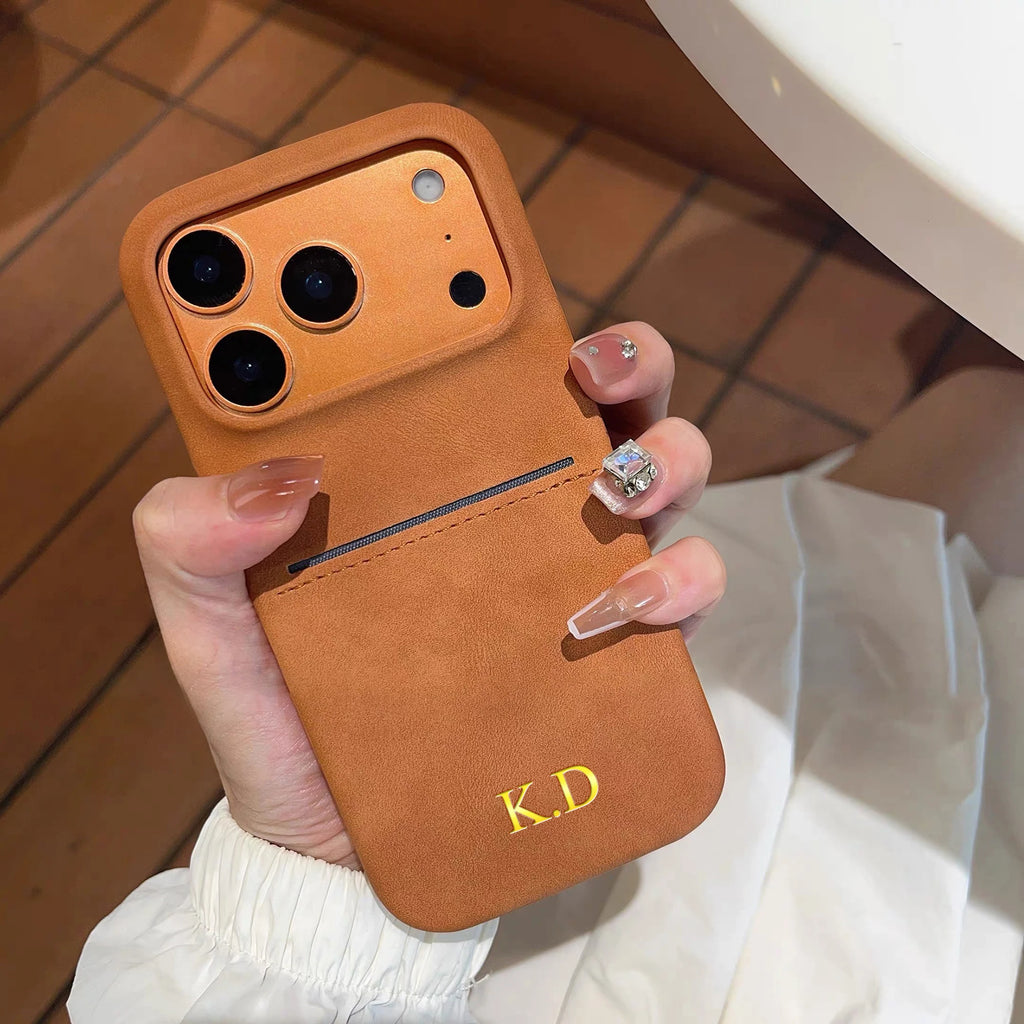Funda de tarjeta insertable de piel sintética Vintage personalizada para iPhone 17 16 15 14 13 Pro Max Air nombre personalizado estampado de lámina dorada caliente