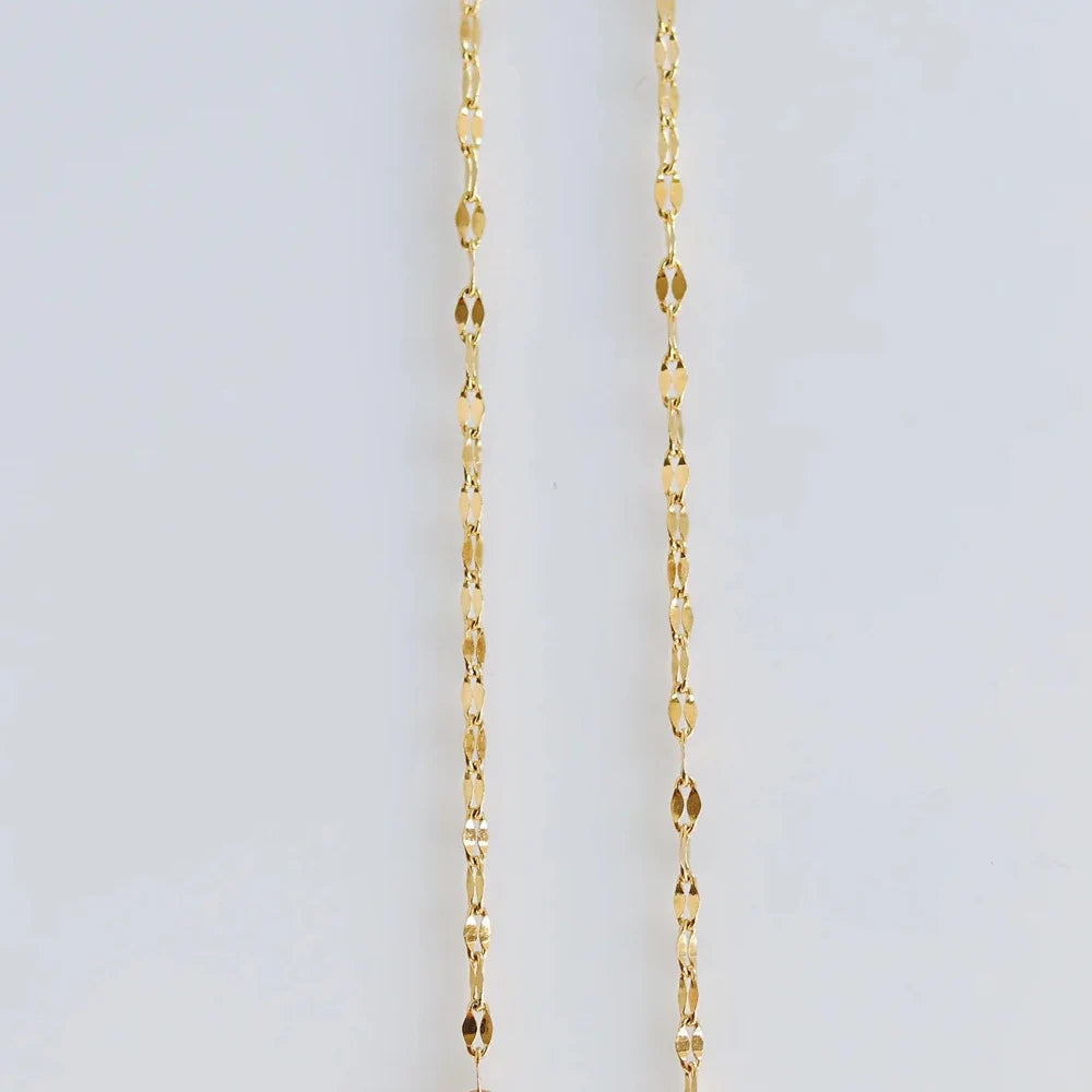 Cadena Minimalista de Oro para la Nariz y la Oreja con Colgante de Perla Larga, Joyería Facial Única y Moderna, Accesorios Chic para Fotografía