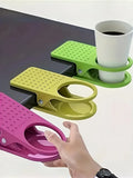 1 portavasos con clip, color aleatorio, clip para bebidas de mesa portátil de plástico duradero, adecuado para mesas y tablas