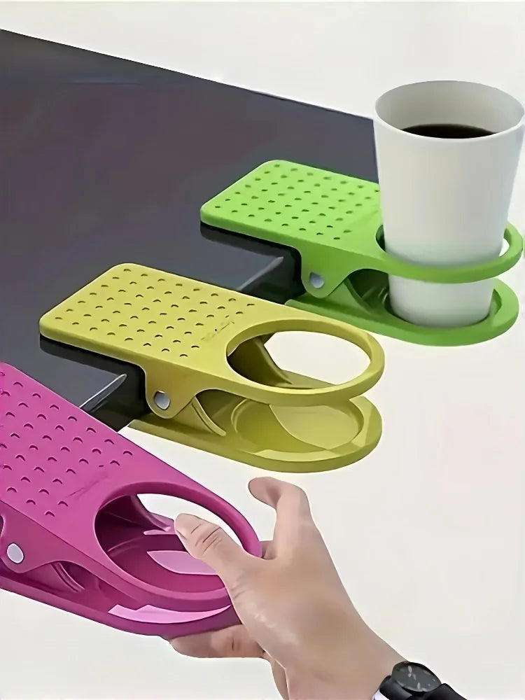 1 portavasos con clip, color aleatorio, clip para bebidas de mesa portátil de plástico duradero, adecuado para mesas y tablas