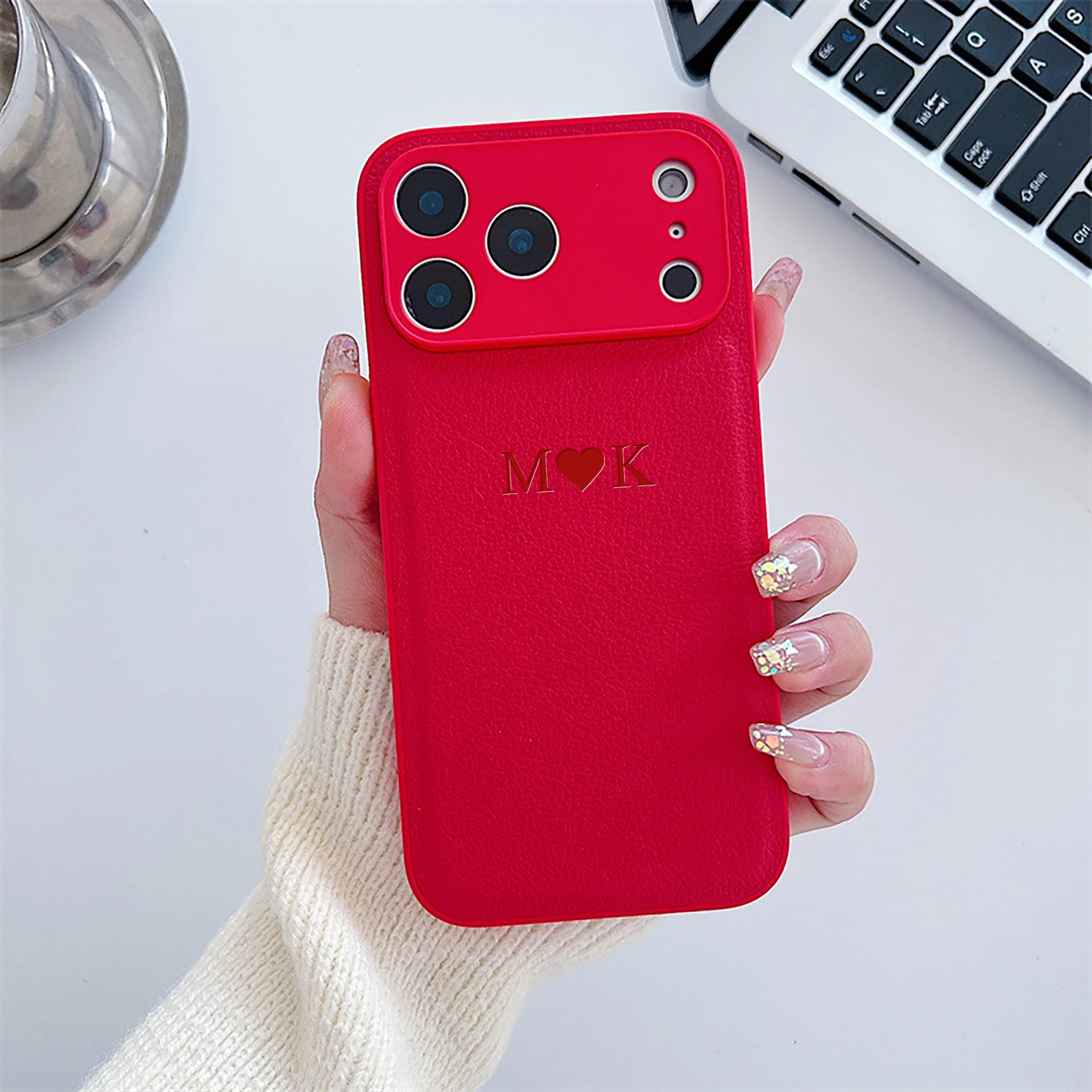 Funda de teléfono de cuero sintético con grabado en caliente 3D DIY con nombre personalizado de lujo para iPhone 17 16 15 14 13 Pro Max Plus Air
