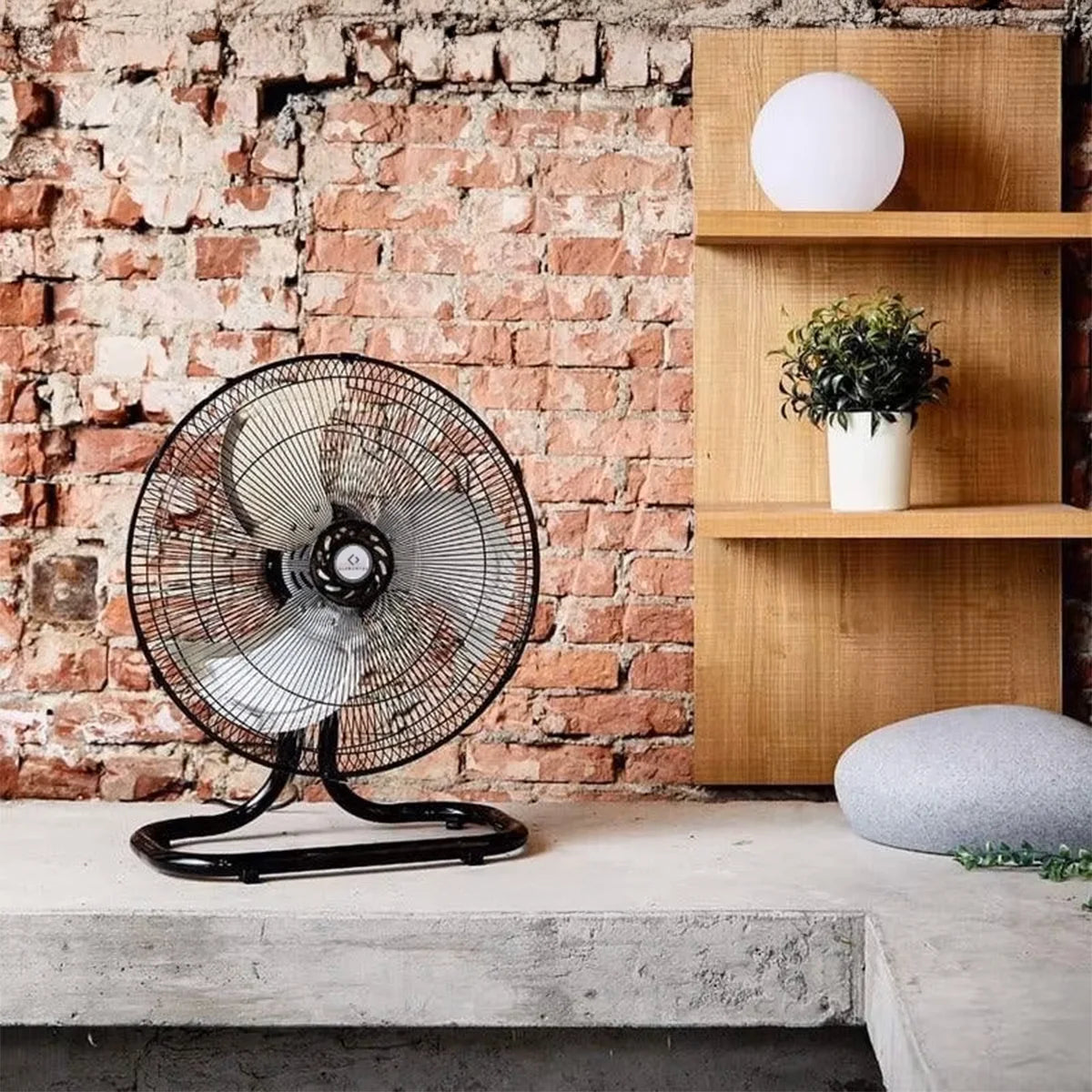 Ventilador Negro 3 en 1 con 3 Aspas Metálicas, 18 Velocidades, Oscilación y Velocidad Regular   Ventilador Silencioso de Bajo Consumo con Temporizador y Programación Ajustable