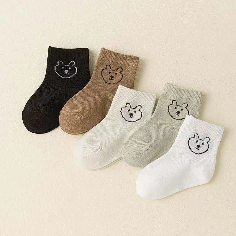 5 pares de calcetines para bebé, calcetines blancos suaves y cómodos de Color sólido con dibujos animados para la vida diaria