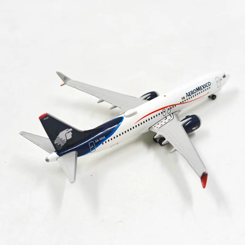 Modelo de avión de pasajeros Herpa Diecast Alloy a escala 1:500, Boeing 737 MAX 8 535595 de México, para exhibición y colecciones.