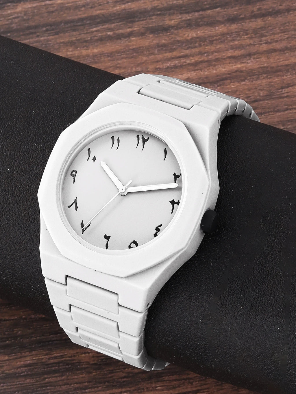 Versátil reloj de cuarzo para hombre con caja redonda cambiante, reloj festivo de regalo de cumpleaños para hombre, reloj de cuarzo de concha redonda Universal