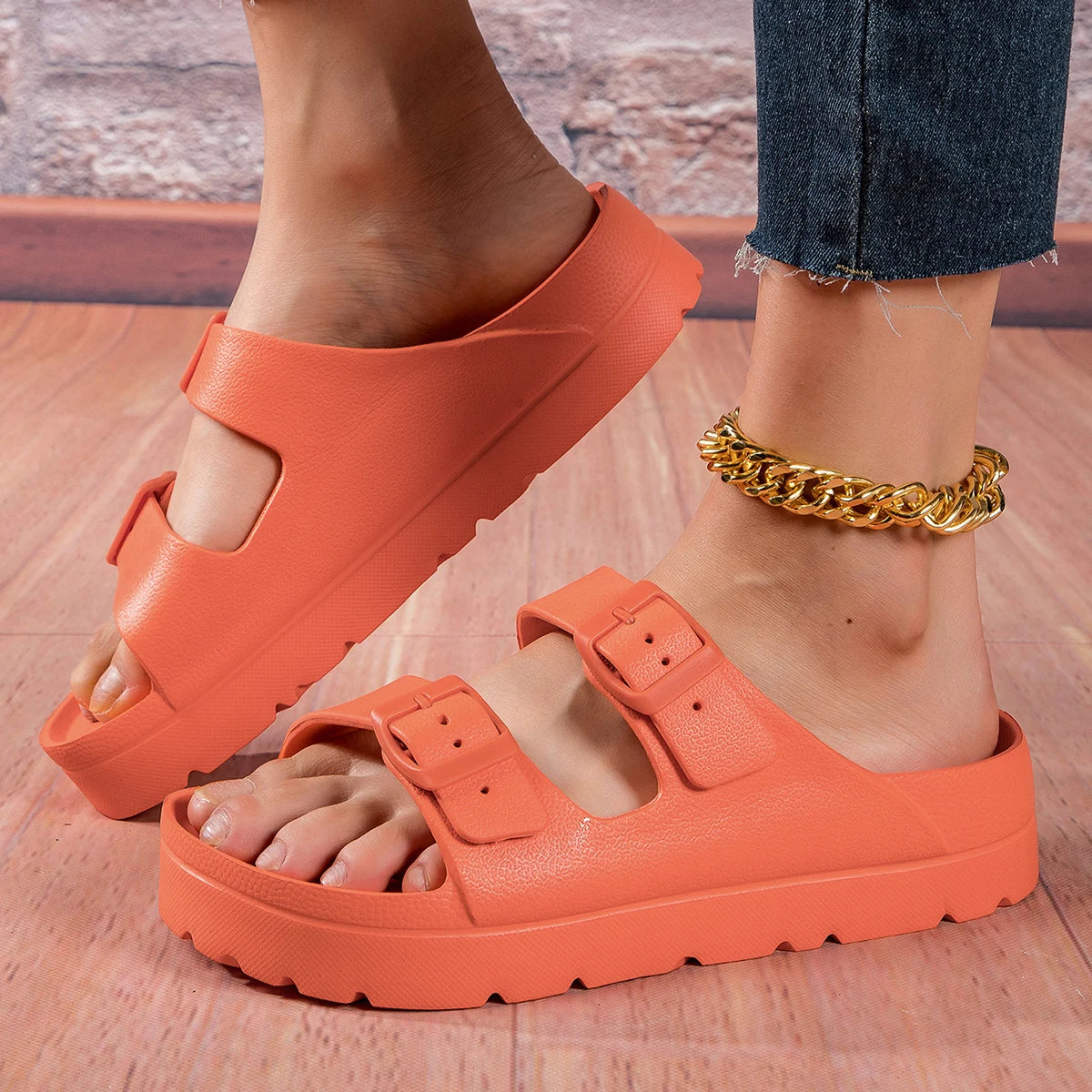 Zapatillas de plataforma de verano para mujer, sandalias de playa sin cordones con hebilla ajustable, chanclas ligeras y cómodas de EVA, suelas gruesas de 4cm
