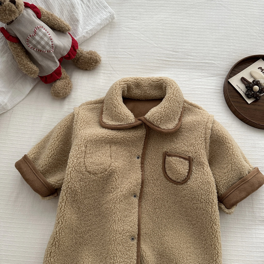 Versión coreana de invierno para bebé, niño y niña con mono de felpa grueso y cálido, elegante mono para exteriores