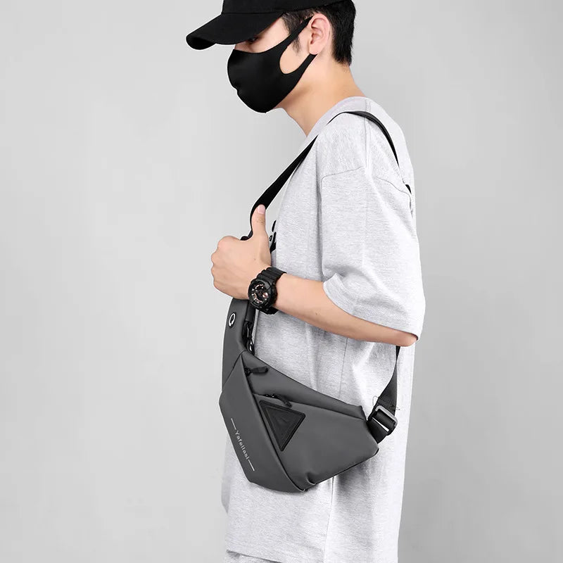 Bolso de Pecho Impermeable para Hombre, Bandolera, Mochila para Viajes Diarios, Membrana de Cuero Resistente a Salpicaduras, Ideal para Viajes Casuales