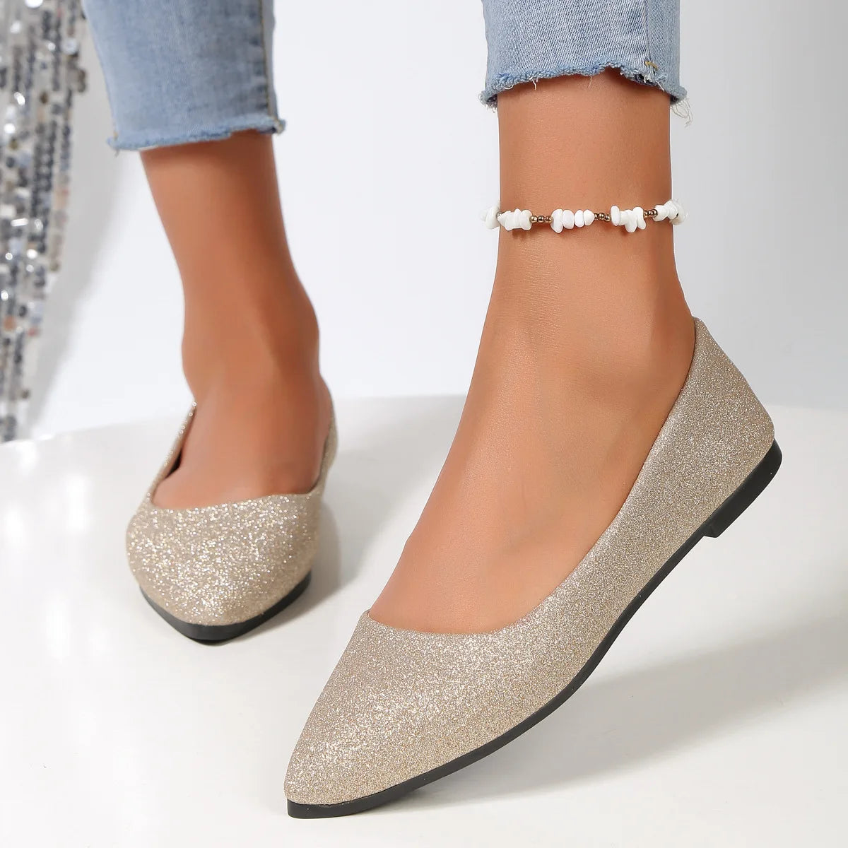 Nueva llegada 2024 zapatos de verano bonitos y a la moda con punta estrecha para mujer, zapatos planos de bailarina, zapatos informales cómodos para mujer