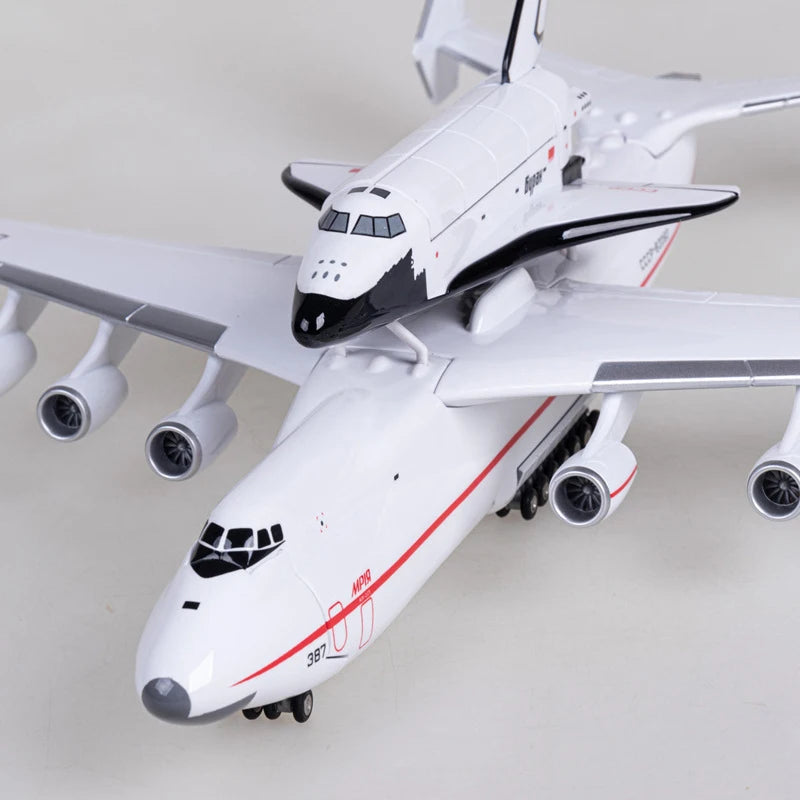 Antonov AN-225 Avión de transporte escala 1/200 42cm modelo de avión de simulación adorno de recuerdo juguete colección de exhibición ornamento