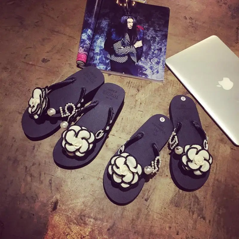 Sandalias Hechas a Mano con Suela Plana Antideslizante, Decoradas con Perlas, con Diseño de Flor de Camelia, Chanclas de Play...