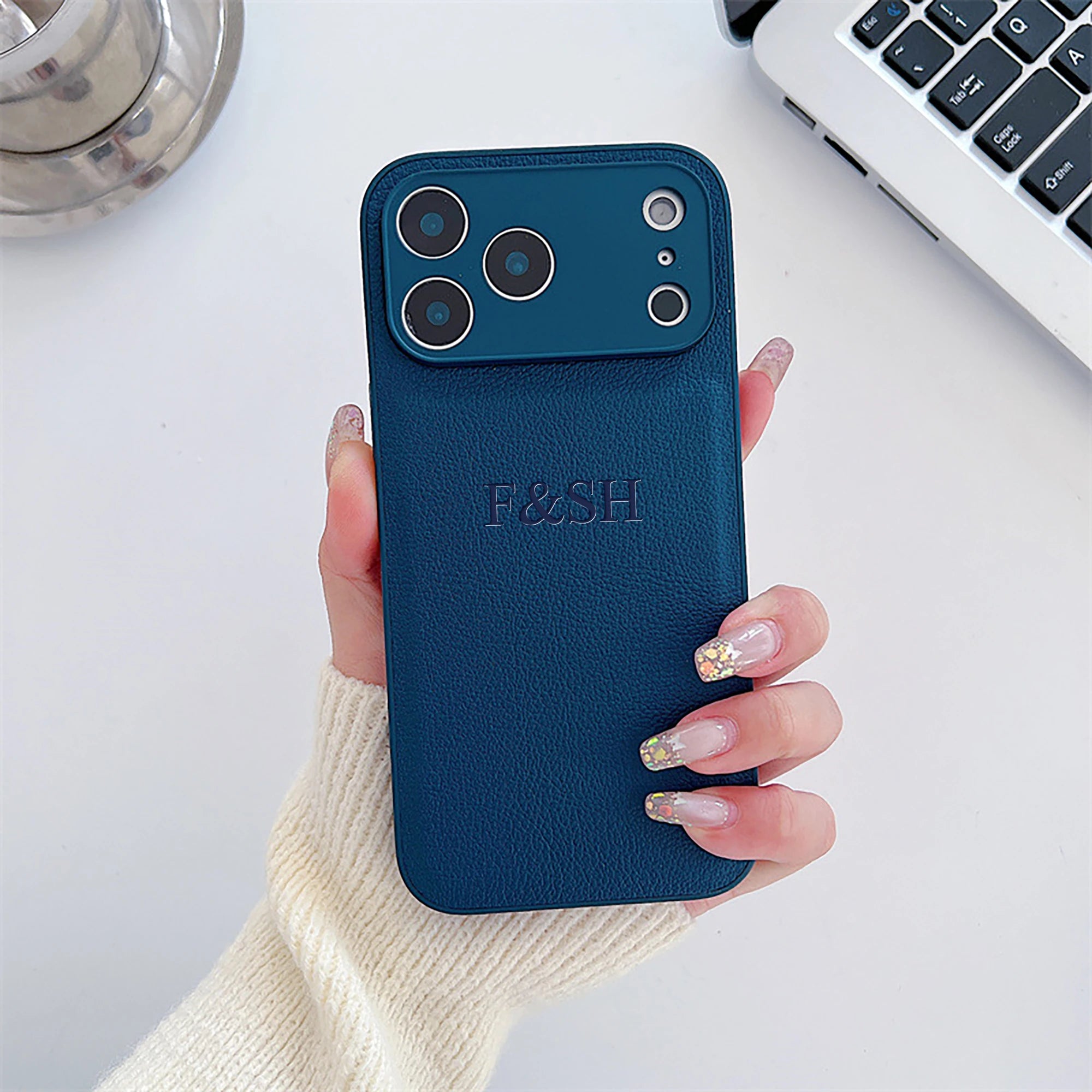 Funda de teléfono de cuero sintético con grabado en caliente 3D DIY con nombre personalizado de lujo para iPhone 17 16 15 14 13 Pro Max Plus Air
