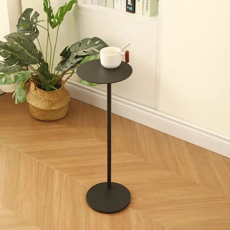 Mesa auxiliar de estilo nórdico, sofá redondo pequeño de café escandinavo, muebles compactos con acento para sala de estar, mesita de noche minimalista para apartamentos