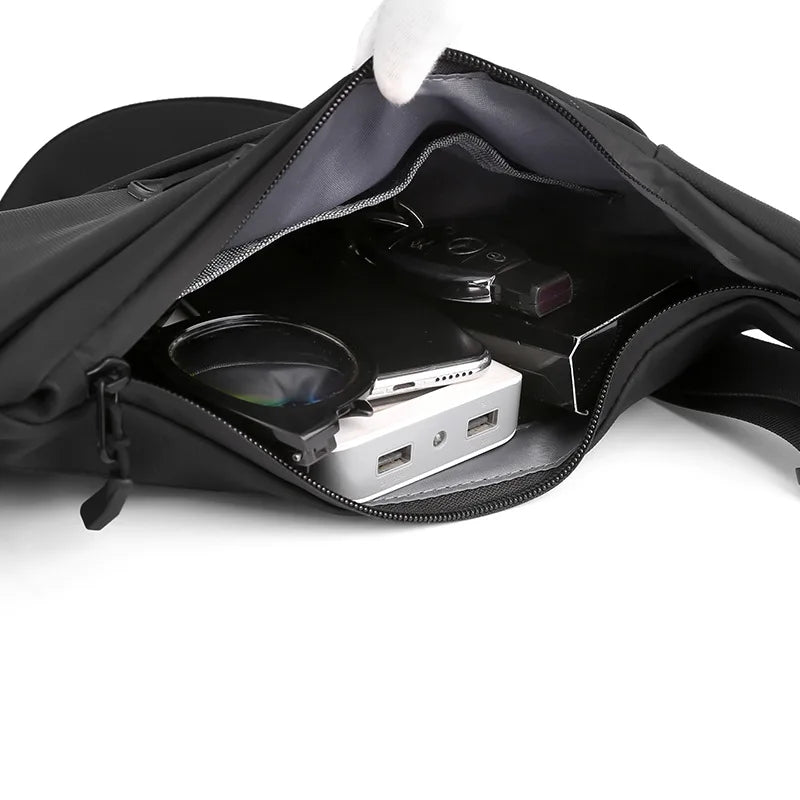 Bolso de Pecho Impermeable para Hombre, Bandolera, Mochila para Viajes Diarios, Membrana de Cuero Resistente a Salpicaduras, Ideal para Viajes Casuales