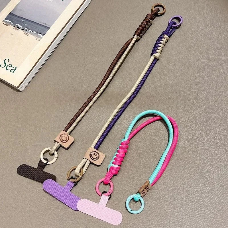 Cordón de teléfono tejido contrastante de estilo británico INS, funda de teléfono corta de mano a la moda, cuerda para muñeca, colgante para equipaje de muñeca, cuerda colgante