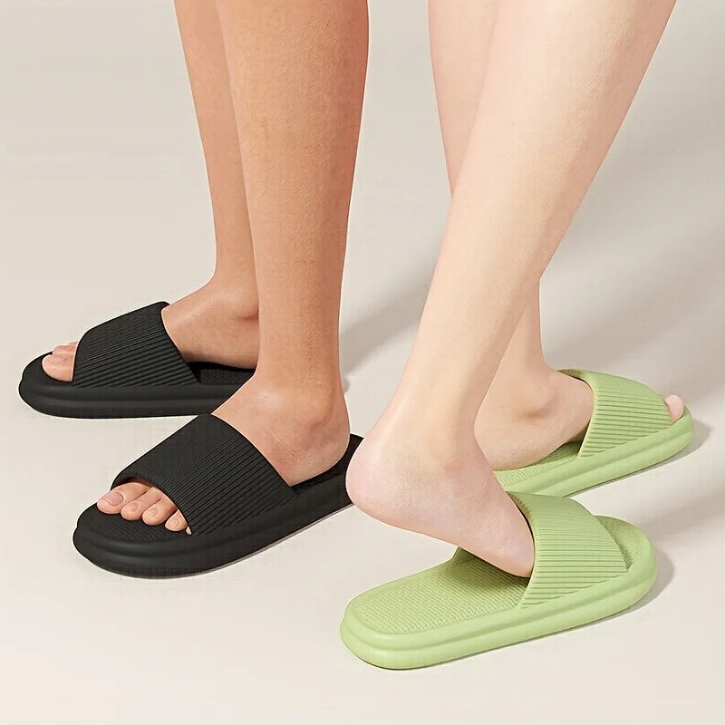 Zapatillas silenciosas de verano para hombre, sandalias antideslizantes con suela de EVA suave para interior del hogar y baño, a prueba de olores, cómodas y ligeras