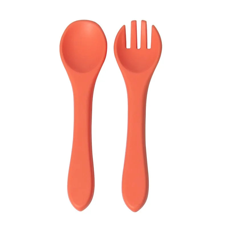 Juego de Cuchara y Tenedor de Silicona de Grado Alimenticio para Bebés, Utensilios de Alimentación para Niños Pequeños con Mango Largo y Cabeza Suave para Alimentos Infantiles