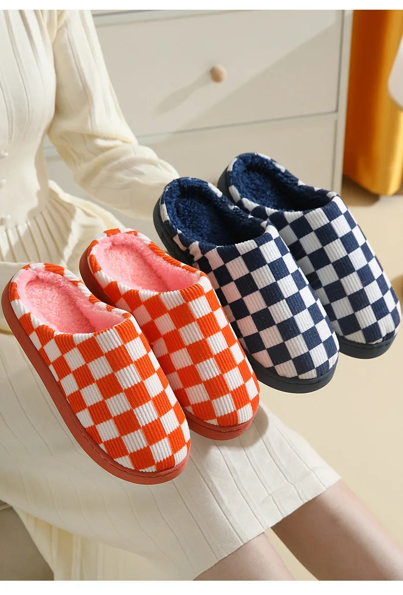 Zapatilla a cuadros para mujer, invierno cálido, hogar, dibujos animados Kawaii, Contton de felpa, interior, divertido, lindo, peludo, zapatos de suelo para casa, tablero de ajedrez femenino