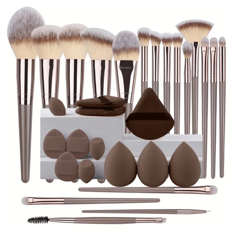 Juego de brochas de maquillaje marrones, herramienta de maquillaje suave portátil, base sintética Premium, correctores, sombras de ojos, maquillaje diario, 1-32 Uds.