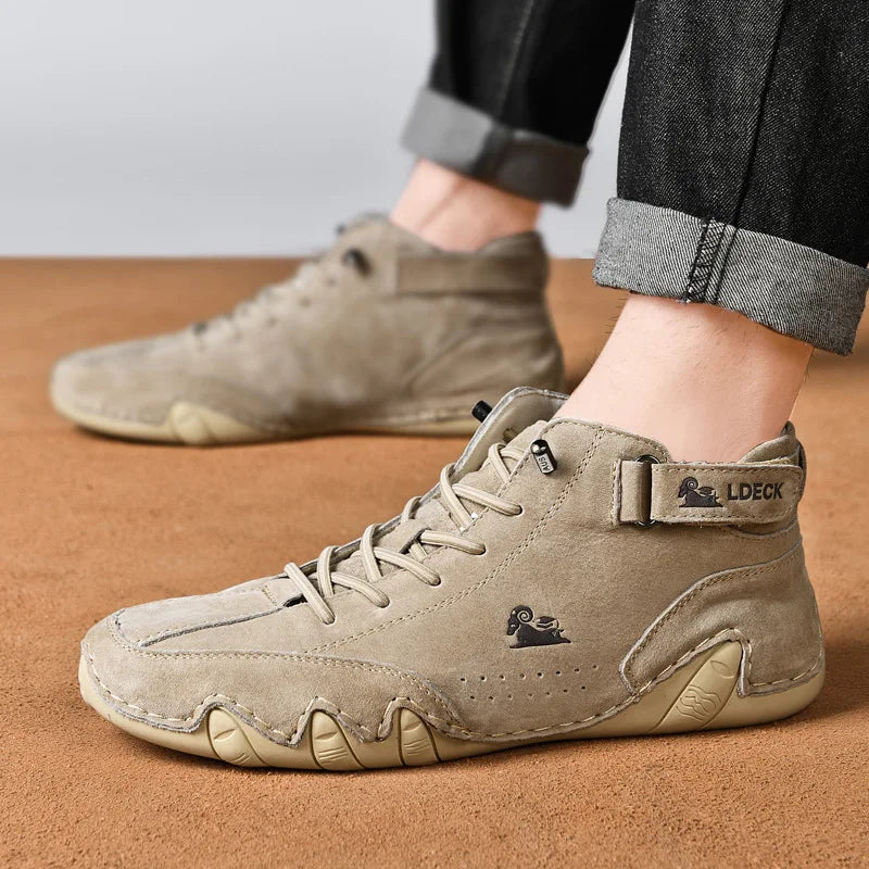 Botas de hombre, zapatos informales de invierno para motocicleta, zapatillas altas impermeables, calzado de lujo, 2023