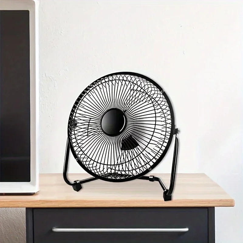 Ventilador de escritorio alimentado por USB 4/6/8 pulgadas 2 velocidades ajustables 4 aspas 360 °   Ventilador eléctrico portátil de rotación para computadora de oficina en casa