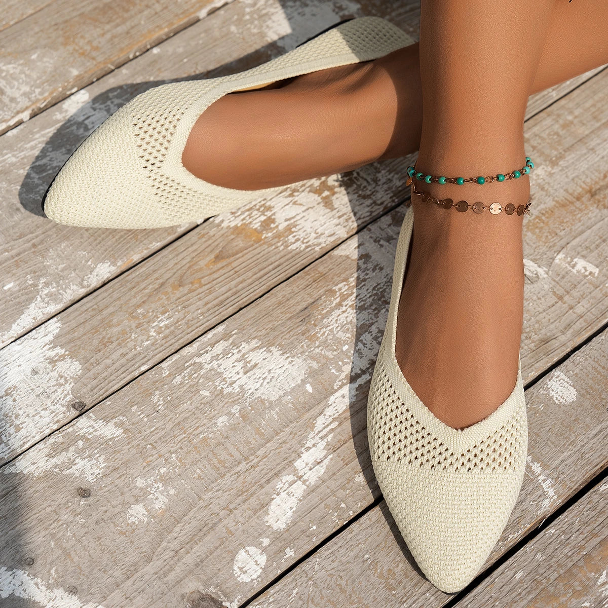Nuevos zapatos planos con punta estrecha para mujer, zapatillas de Ballet informales transpirables, mocasines ligeros de punto de Color sólido para mujer
