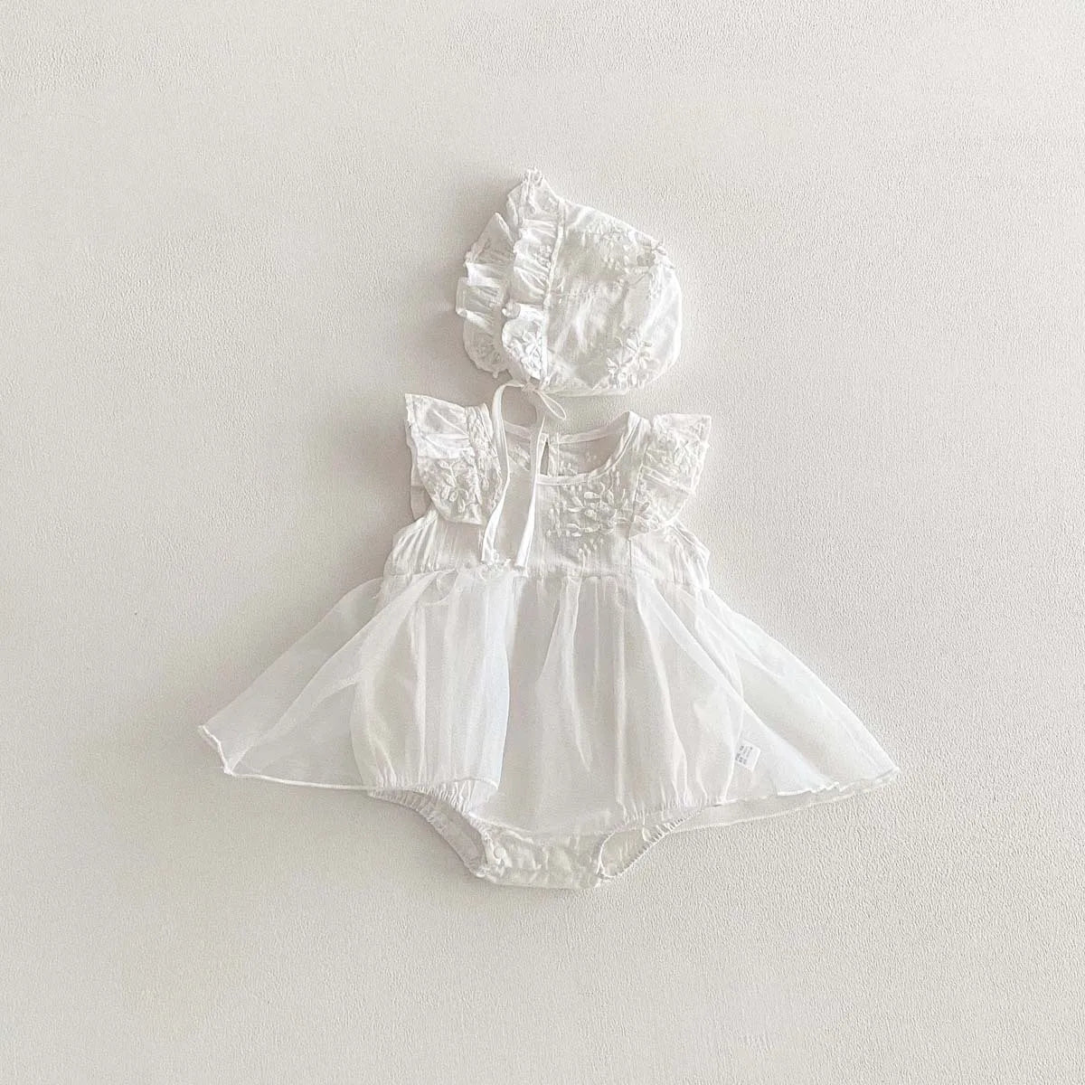 Conjunto de Ropa para Bebé Niña de 0 a 2 Años, 2026, Body Blanco con Estampado Floral Tridimensional y Gorro, 2 Piezas