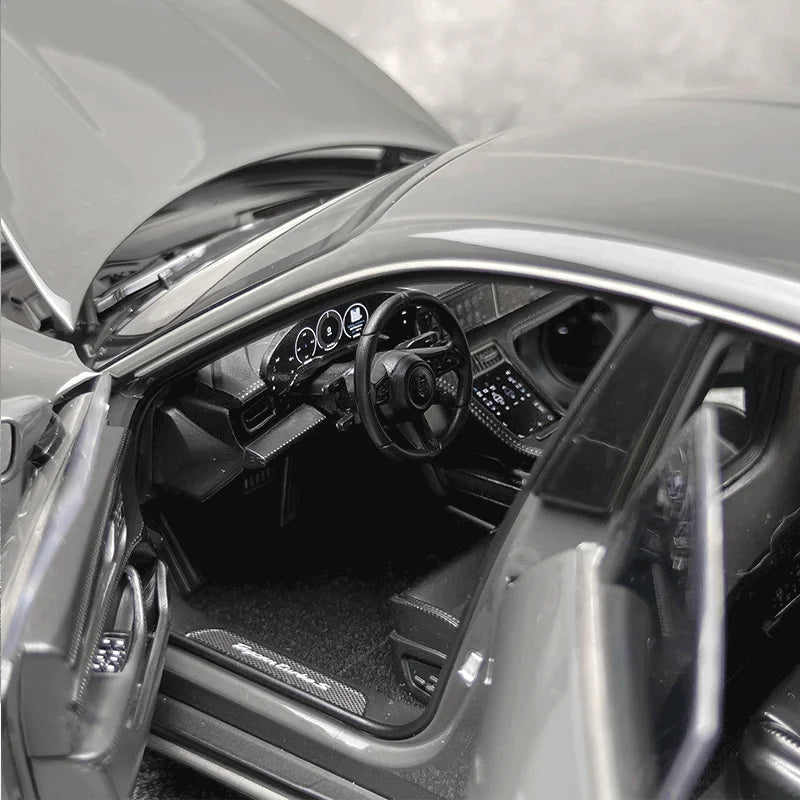 NOREV Escala 1/18 Taycan Turbo S (2024) – Coche deportivo totalmente eléctrico, modelo de aleación, colección de regalos navideños, modelo de coche clásico fundido a presión