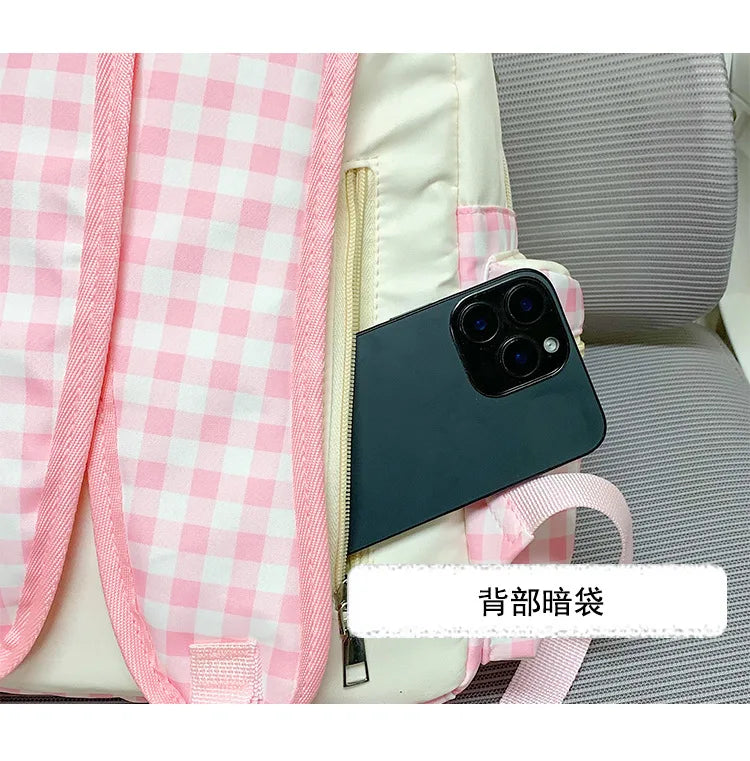 Mochila escolar ligera de nailon a cuadros para niña, bonita mochila impermeable con bordado de fresa Kawaii para ir al trabajo