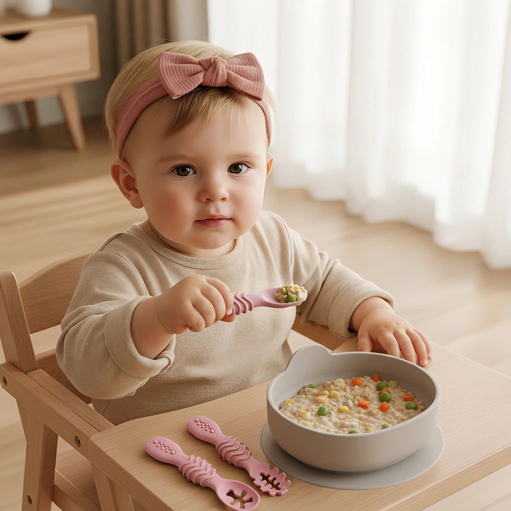 Juego de cucharas de silicona para bebé, 2 uds., diseño minimalista y elegante, accesorio para alimentar al bebé, lavable en lavavajillas, regalo ideal para bebé