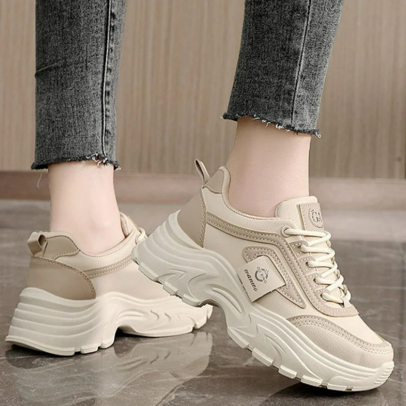 Zapatillas de deporte para mujer, zapatos de cuero con aumento de altura, zapatos informales con cordones a la moda, zapatos vulcanizados para exteriores, zapatos de plataforma de diseñador para mujer