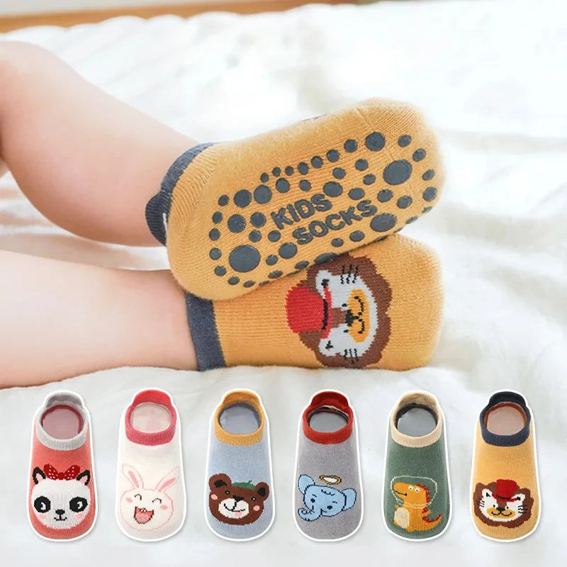 6 pares de calcetines antideslizantes para niños y niñas con lindos estampados de animales de dibujos animados, calcetines cómodos y transpirables para bebés.