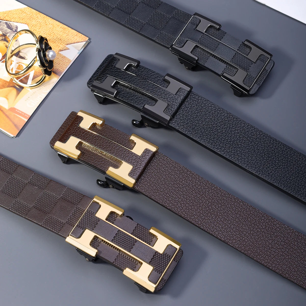 Cinturón de Negocios Elegante para Hombre con Hebilla Metálica Automática, Duradero para Uso Diario, Regalo Perfecto