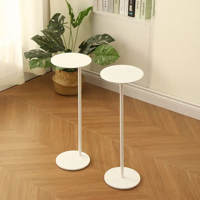 Mesa auxiliar de estilo nórdico, sofá redondo pequeño de café escandinavo, muebles compactos con acento para sala de estar, mesita de noche minimalista para apartamentos