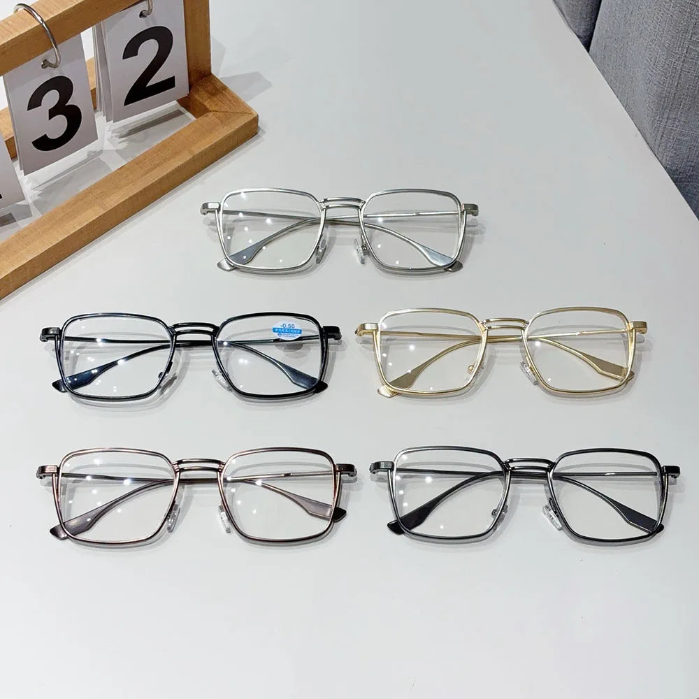 Gafas KLASSNUM para hombre, monturas ópticas de Metal cuadradas Vintage con lentes transparentes para hombre, gafas con lentes de luz azul, diseño de lujo