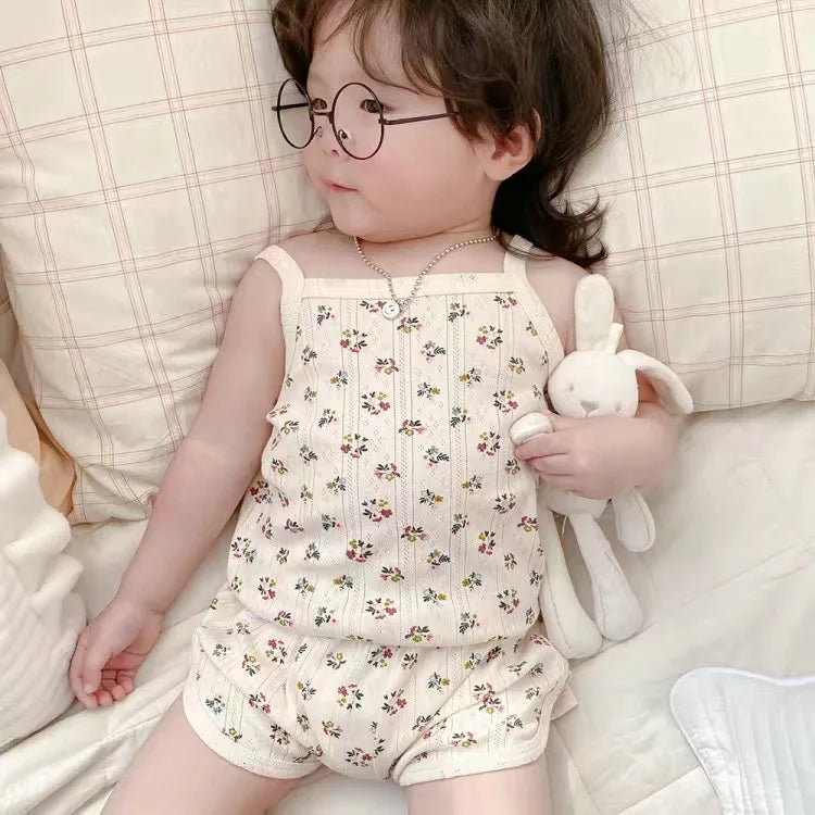 NOVEDAD DE VERANO 20225, Tops sin mangas para bebé y pantalones cortos de cintura ajustada, traje de 2 piezas, conjunto de ropa con cuello cuadrado para niñas, ropa de algodón para niños