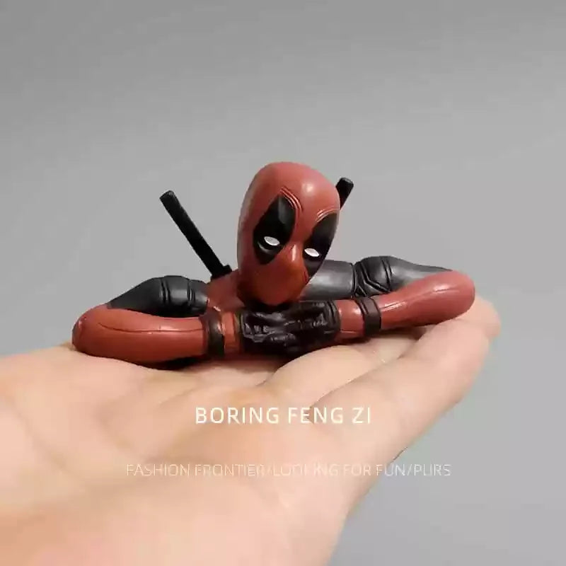 6 muñecos de acción nuevos de Deadpool y Wolverine, figura de Deadpool, modelo sentado, muñeco de los X-Men, colgante para coche, accesorios para coche, juguete para niños, regalo.