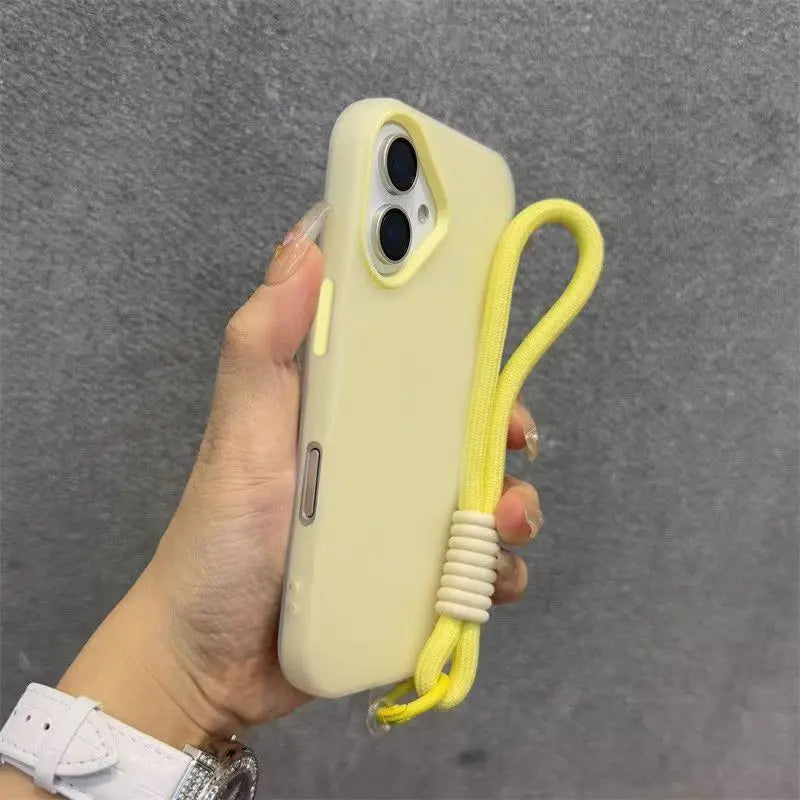 Funda de teléfono transparente de caramelo mate suave para iPhone 17 16 Pro Max 15 14 13 12 11 XS X 7 8 Plus 16e cubierta de cordón con correa para muñeca