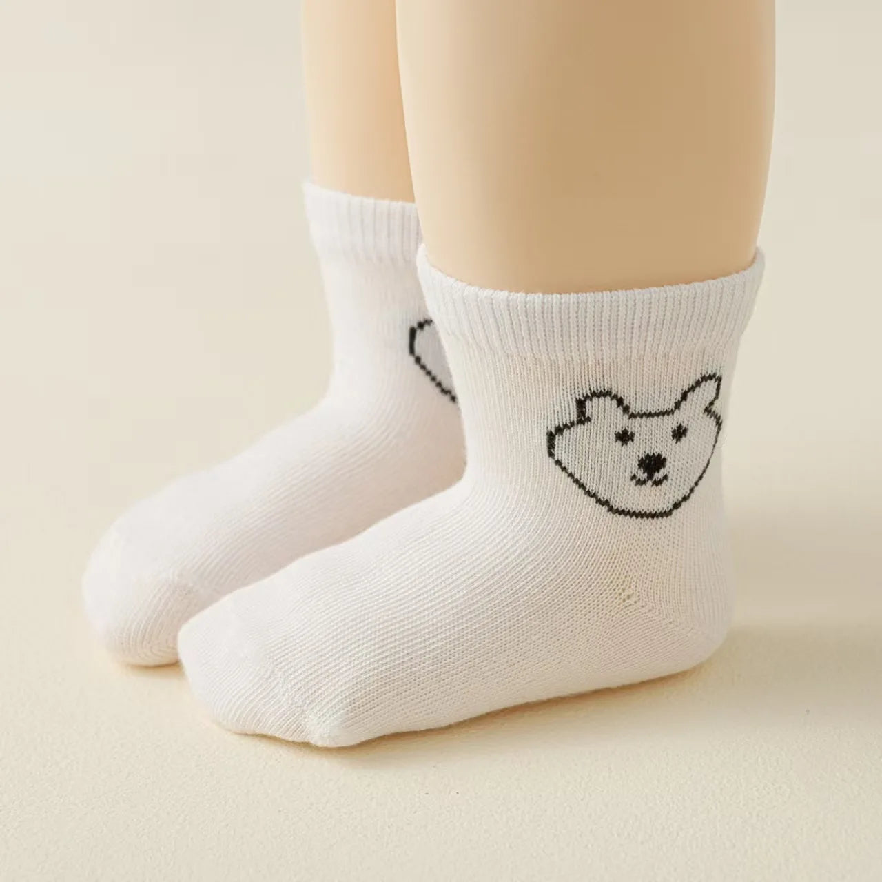 5 pares de calcetines para bebé, calcetines blancos suaves y cómodos de Color sólido con dibujos animados para la vida diaria
