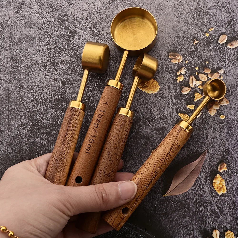 Mango de madera dorado, tazas medidoras de acero inoxidable, cucharas, herramientas para hornear, juego de cucharas medidoras de café, accesorios de báscula para barman