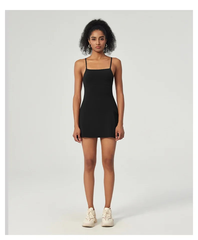Vestido de tenis moderno SharpStar para mujer con pantalones cortos, vestido deportivo para bádminton y golf con almohadillas en el pecho, conjunto deportivo ajustado con abertura, vestido deportivo.