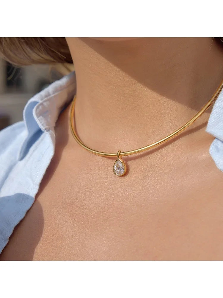 Collar con colgante geométrico de circonita para mujer, chapado en oro de 18 quilates, collar de acero inoxidable, joyería de moda, regalo.